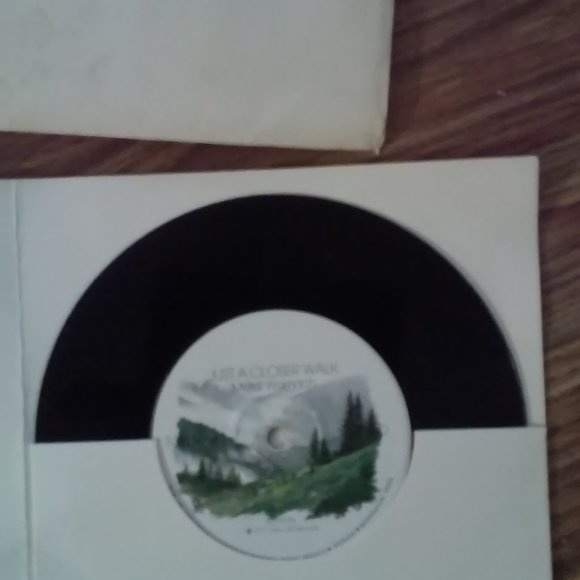 Collectable Vinyl Record Merrill Womach 1977 Just A Closer Walk Perfect Original - Picture 2 of 5